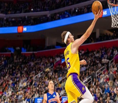 好消息，湖人隊球星里夫斯有望在對陣火箭隊的第五場比賽中復(fù)出