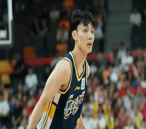 G1廣東7693廣州球員評(píng)價(jià)：3人及格，9人低迷