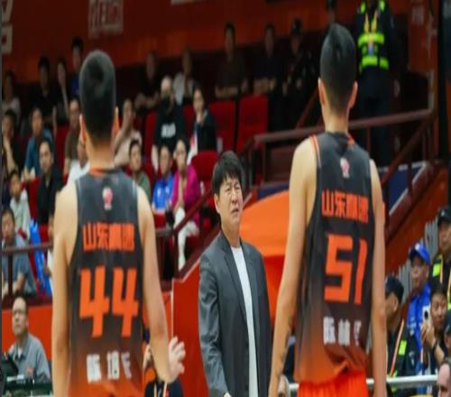 山東主場10分不敵遼寧！失去主場優(yōu)勢究竟輸哪鞏曉彬一針見血