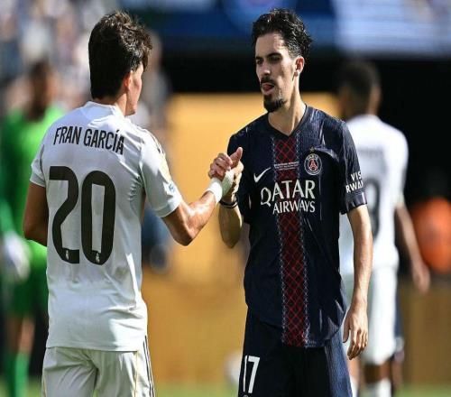 20252026賽季最佳中場(chǎng)榜單出爐！費(fèi)爾明掉出前十榜單把人看笑了