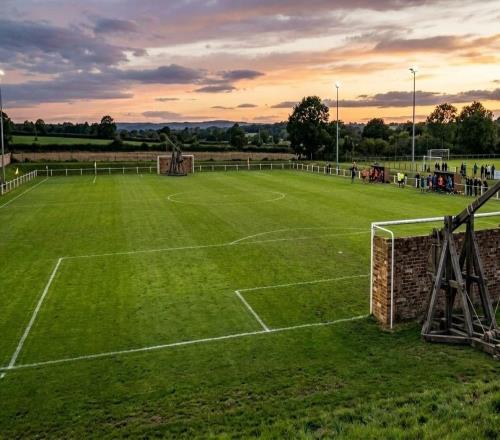 梗圖合集：巴黎拜仁帶來足球盛宴，明天馬競槍手將是足球饑荒