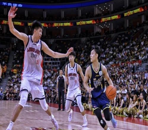 爆冷！廣東隊季后賽首秀主場不敵廣州龍獅，下輪將迎背水一戰(zhàn)