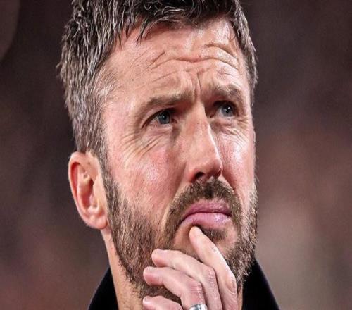 記者：曼聯(lián)開(kāi)展選帥，卡里克和其他候選人一樣要進(jìn)行正式面試