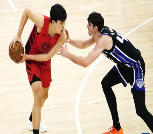 立足看今夏！開(kāi)拓者止步季后賽首輪，楊瀚森菜鳥(niǎo)賽季正式落幕