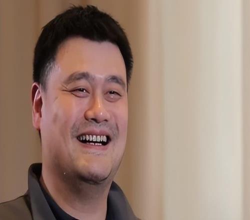 王治郅入選名人堂后，姚明公開銳評，只字不提球技二字卻字字珠璣