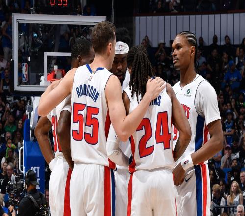 誰能想到，東部第一竟然成了偽強(qiáng)隊