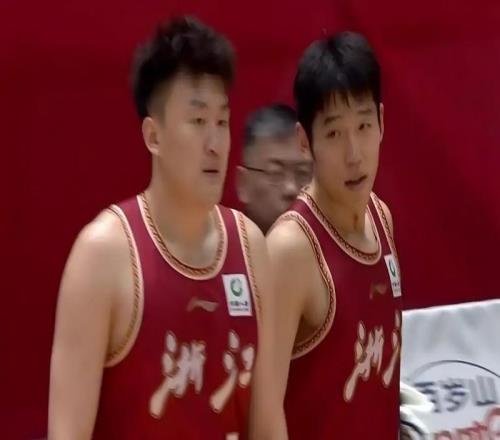 CBA浙江隊贏下省內德比，山西隊客勝青島隊