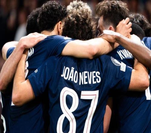 熱聞一次巔峰對(duì)決！一場進(jìn)球大戰(zhàn)！大巴黎54險(xiǎn)勝拜仁