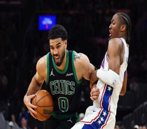 76人逆轉(zhuǎn)大勝綠軍追到23：恩比德33+8爆發(fā)塔圖姆24+16