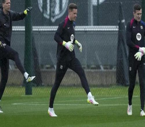 世體：巴薩今夏可能對(duì)門將進(jìn)行重組，只有霍安位置穩(wěn)定