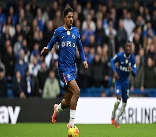 福法納：第一件球衣是德羅巴的馬賽球衣加盟切爾西時很開心