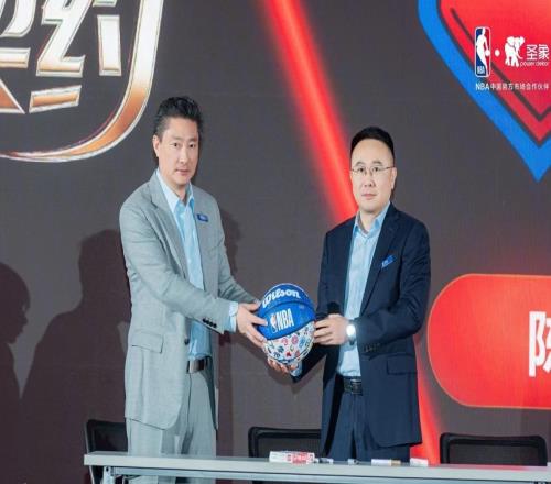 圣象力量620：攜手NBA中國(guó)打造“國(guó)品新主場(chǎng)”，以冠軍品質(zhì)定義美好生活高光時(shí)刻