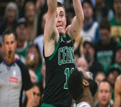 塔圖姆24+16+4+3難救主，布朗22分白帝啞火，綠軍主場遭76人逆轉(zhuǎn)