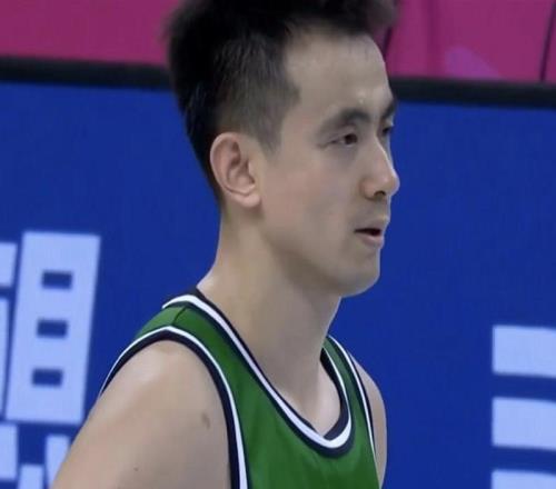 趙繼偉14分7助攻遼寧戰(zhàn)勝山東，橫掃在即邱彪帥位搖搖欲墜