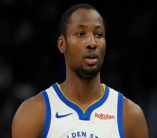 庫(kù)明加拉胯！老鷹97126尼克斯，約翰遜18+10+6，丹尼爾斯17+2+5