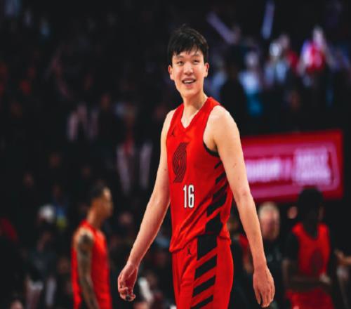 楊瀚森官方工作室總結(jié)新秀賽季：曬高光集錦練級(jí)之旅還在繼續(xù)