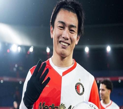 記者：熱刺詢價日本前鋒上田綺世球員25球領(lǐng)跑荷甲射手榜