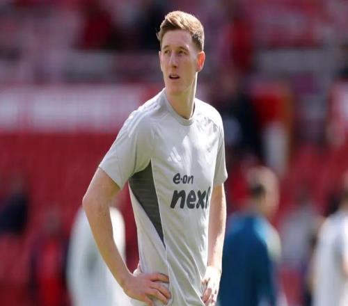 記者：阿馬德信心不足，需要得到支持來(lái)度過(guò)這段艱難時(shí)期ESPN：曼聯(lián)不會(huì)為安德森和曼城展開(kāi)競(jìng)價(jià)大戰(zhàn)