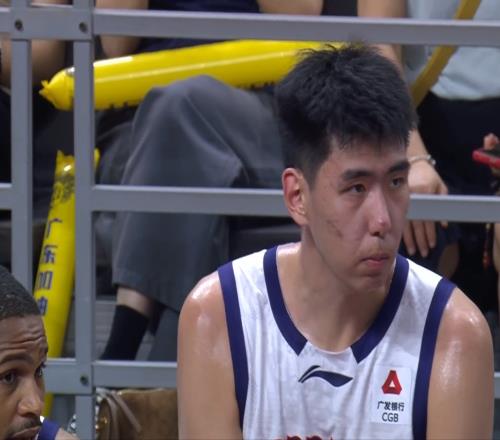 徐杰5記三分輸季后賽，胡明軒5中0外援10中0，徐昕反戈舊主