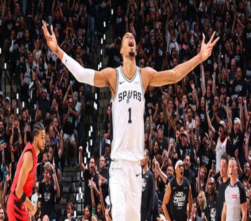 兩戰(zhàn)狂送13帽，文班連破紀(jì)錄！5大細(xì)節(jié)證馬刺41紳士橫掃真要爭(zhēng)冠