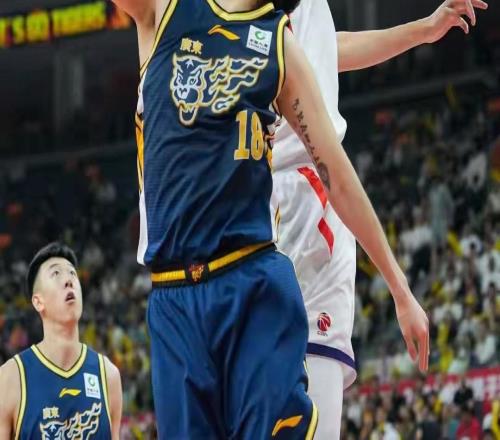 CBA季后賽12進(jìn)8首回合廣東東陽(yáng)光7693不敵廣州朗肽海本