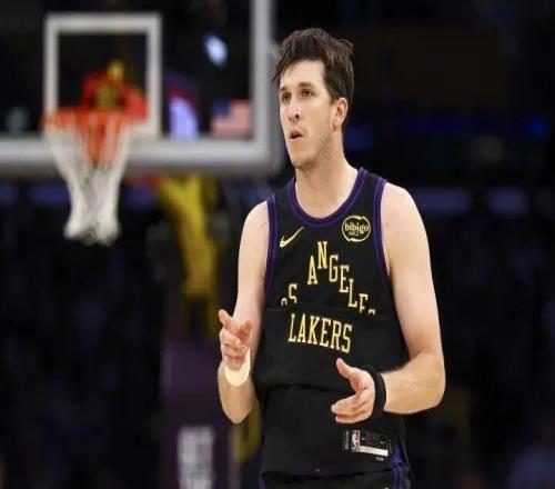 巨星缺席生死戰(zhàn)，烏杜卡罪人啊，常規(guī)賽拼命用別人！