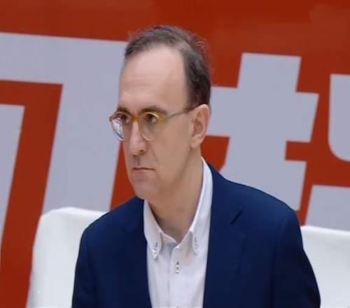 遼寧男籃先下一城，趙繼偉14+7穩(wěn)定軍心雙大外奇招山東手感冰涼