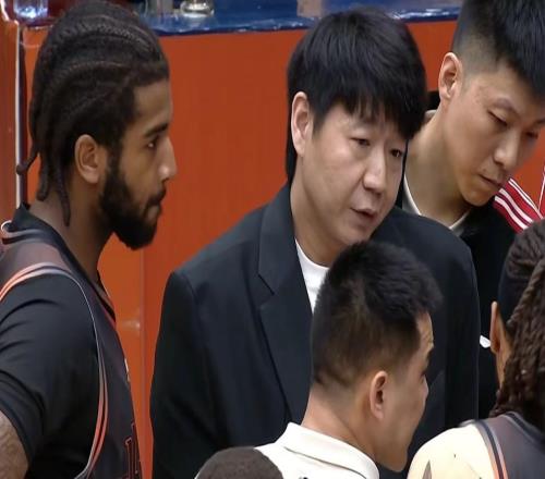 遼寧男籃10分完勝山東，趙繼偉14+7付豪16+8莫蘭德12+14表現(xiàn)出色