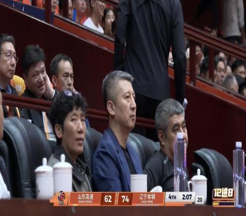 顏面盡失！季后賽12進(jìn)8：山東男籃崩盤，鞏曉彬楊鳴：1人太重要