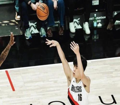 楊瀚森工作室：NBA菜鳥賽季結(jié)束，練級之旅還在繼續(xù)