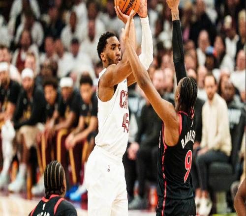 天王山半場哈登空砍19分米神8中3騎士6774猛龍奇兵爆發(fā)17分