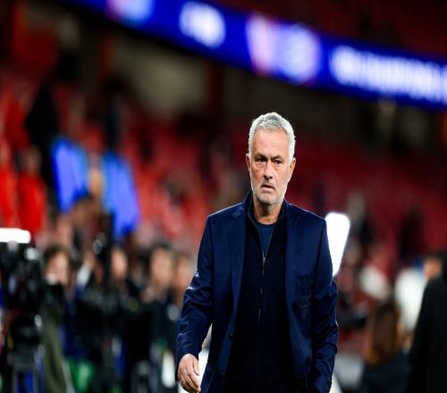 天空：皇馬目前尚未與穆里尼奧進行接觸