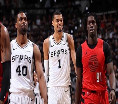 季后賽至今的表現(xiàn)都堪稱災(zāi)難，馬刺鋒線老將不想為新合同拼一把