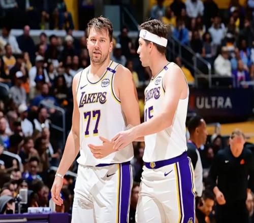 湖人vs火箭G5傷病報告：東契奇杜蘭特傷停里夫斯出戰(zhàn)成疑或復(fù)出