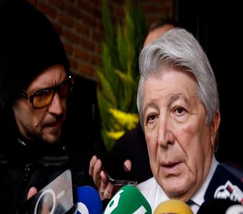 塞雷佐：大都會球場的草皮很完美，不知道英國媒體在抱怨什么