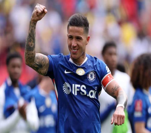 切爾西夏窗頭等大事：搞定新教練，然后鎖死恩佐