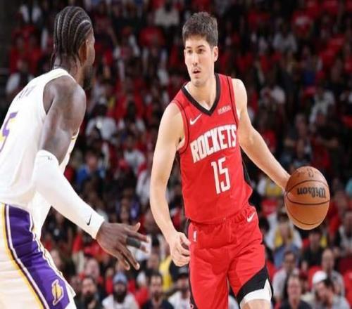 謝潑德12+6，搶斷有球星氣質(zhì)，火箭隊(duì)鐵閘4場(chǎng)得分上雙，續(xù)約穩(wěn)了