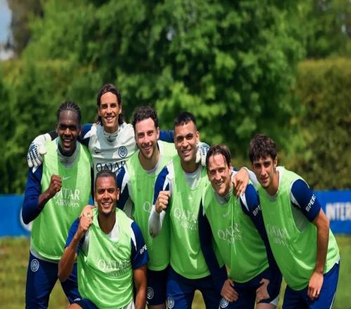 訓(xùn)練場(chǎng)普斯卡什正在上演......