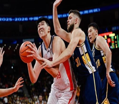 CBA季后賽太瘋狂了！三大強(qiáng)隊(duì)?wèi)K遭逆襲：廣東被爆冷遼寧晉級(jí)穩(wěn)了