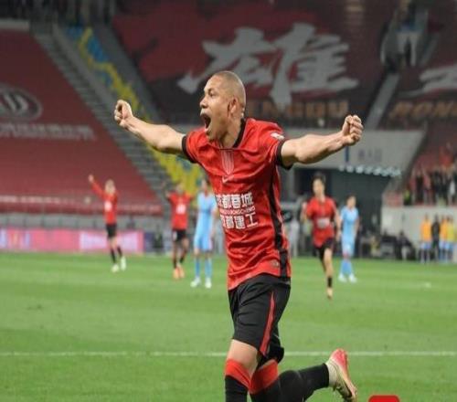 中超五一上演強(qiáng)強(qiáng)對話成都蓉城客場挑戰(zhàn)上海申花