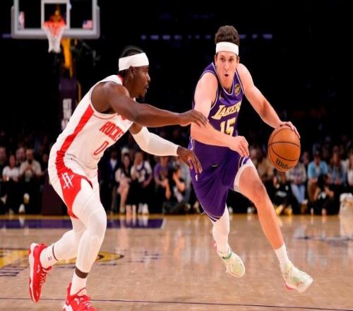 里夫斯復(fù)出16中4狀態(tài)糟糕：狂造13罰12中無用決戰(zhàn)隱身無緣救主