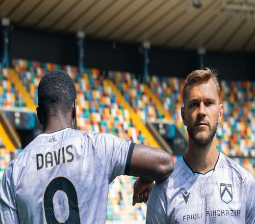 烏迪內(nèi)斯隊(duì)發(fā)布紀(jì)念版球衣，緬懷1976年弗留利大地震逝者