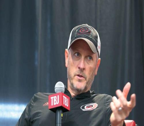 花了42億美元，卻是NBA最摳老板