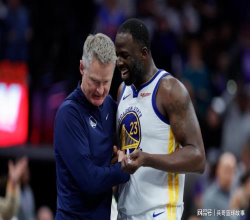 釣魚(yú)也不消停，科爾格林話有點(diǎn)多，勇士是要散了嗎