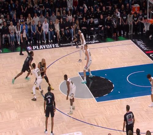 NBA西四定3+東四定1！森林狼以下克上實(shí)現(xiàn)逆襲，尼克斯大勝晉級(jí)