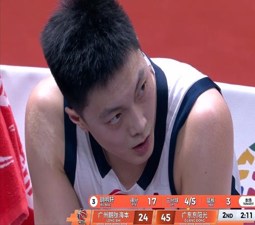 徐杰8中1客場(chǎng)大勝，胡明軒21分保留晉級(jí)希望，徐昕1：1杜鋒