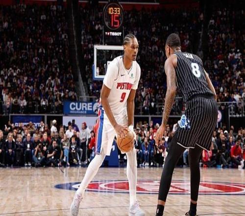 除了得分什么都是頂級水平，但活塞鋒線大閘的進(jìn)攻也確實(shí)是太差了