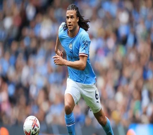 國際米蘭挖角曼城帶刀后衛(wèi)，性價比超高，4大意甲豪門一起來搶人