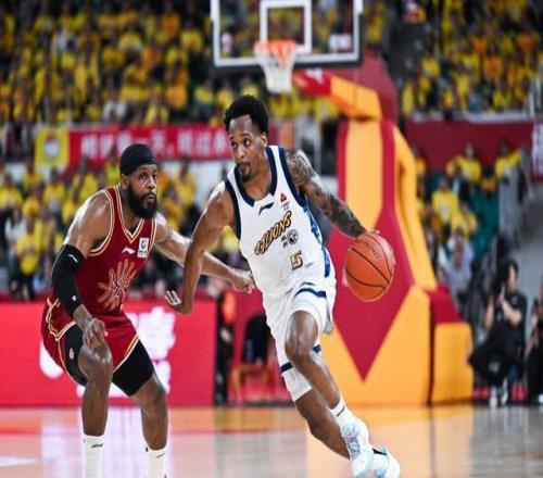 廣廈季后賽12人名單出爐！2位頂級(jí)小外援+2名國手，王博全力衛(wèi)冕