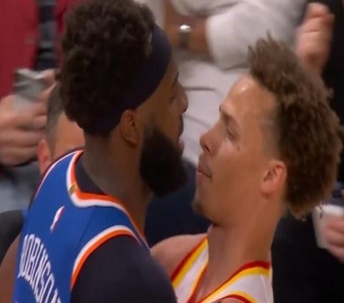 NBA官方罰單：羅賓遜丹尼爾斯沖突各罰5萬和2.5萬均無需禁賽